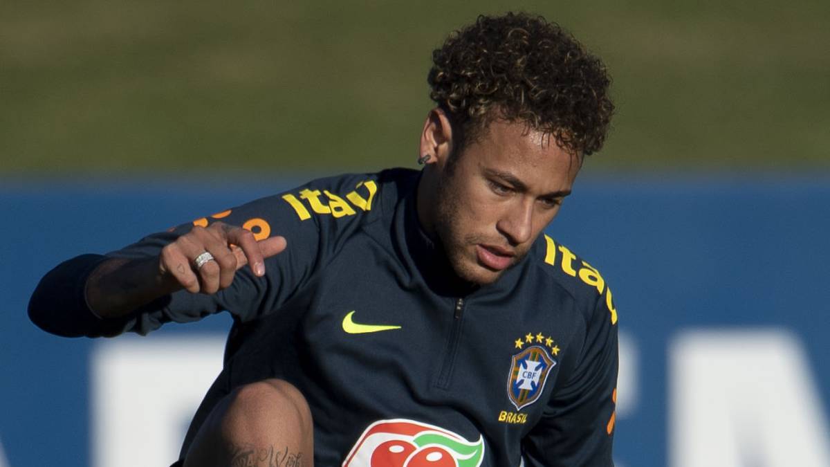 例如若日尼 例如若日尼