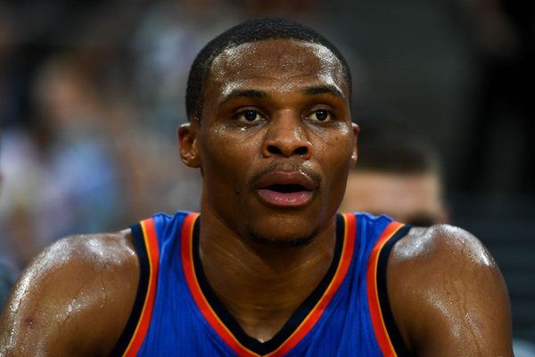 點配合進攻 點配合進攻