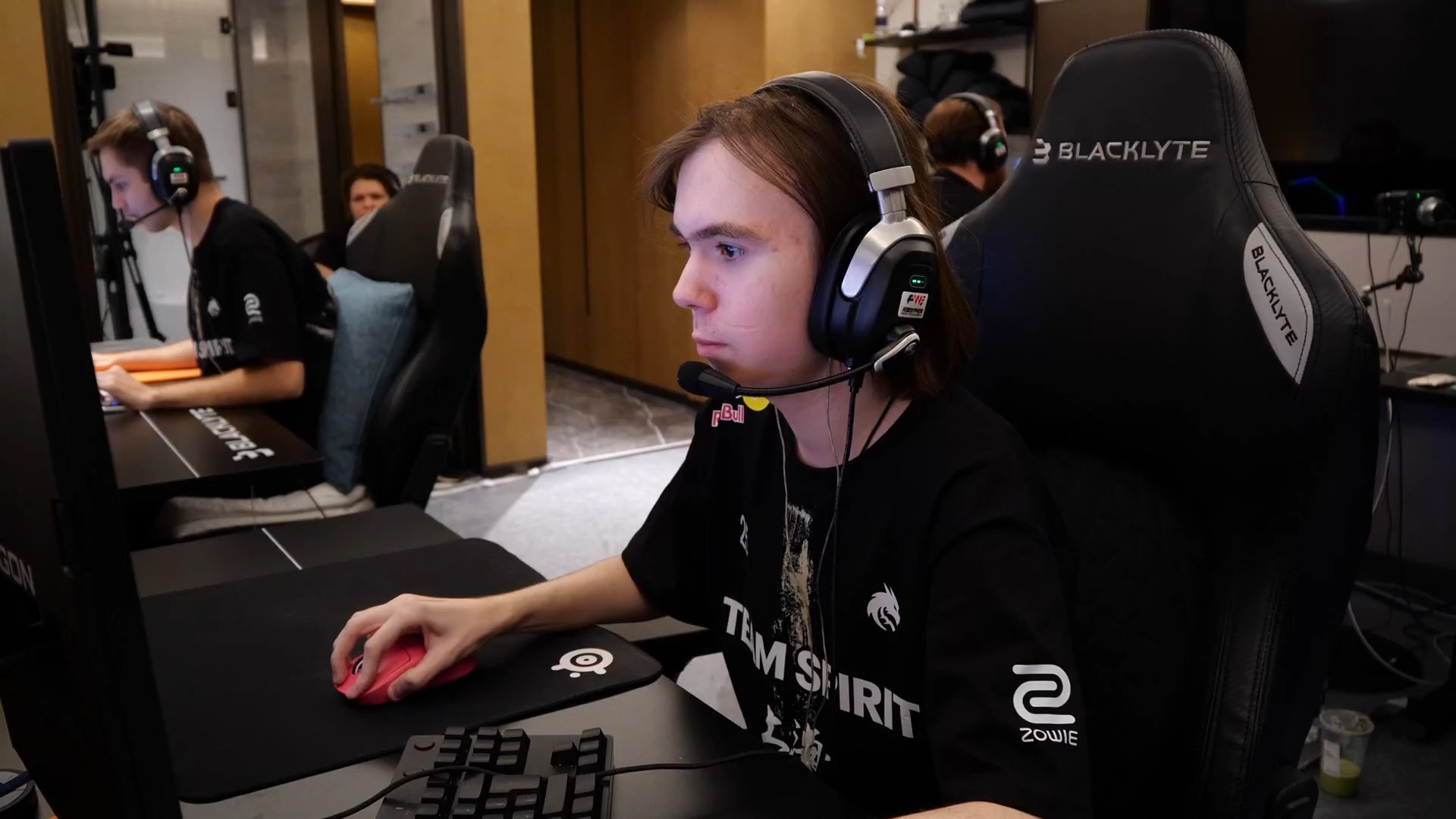 1分惜败暴 1分惜败暴