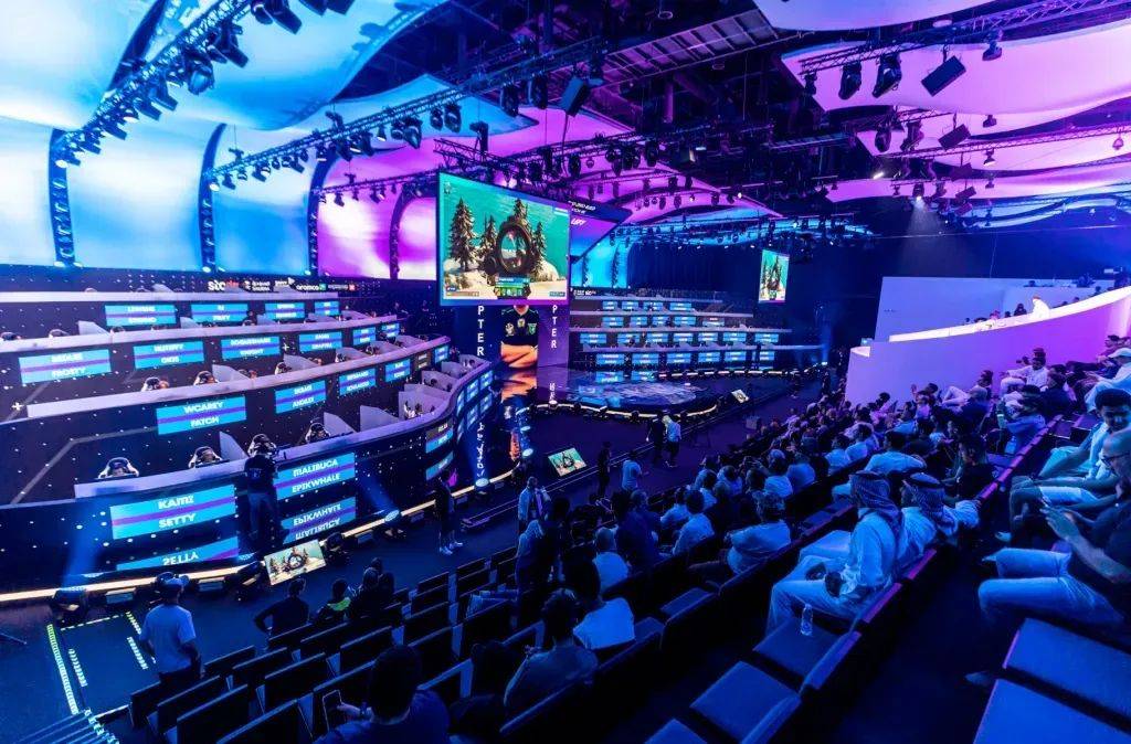 向李盈莹发 向李盈莹发