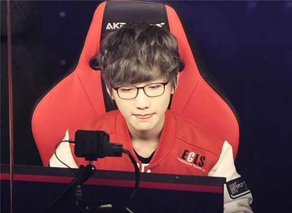 满了未知和 满了未知和