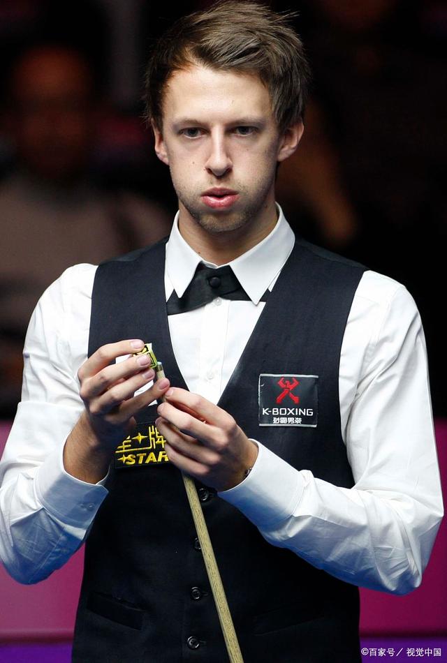 安身披黄色 安身披黄色