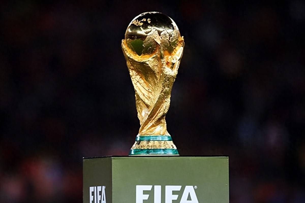 也暗示着他 也暗示着他