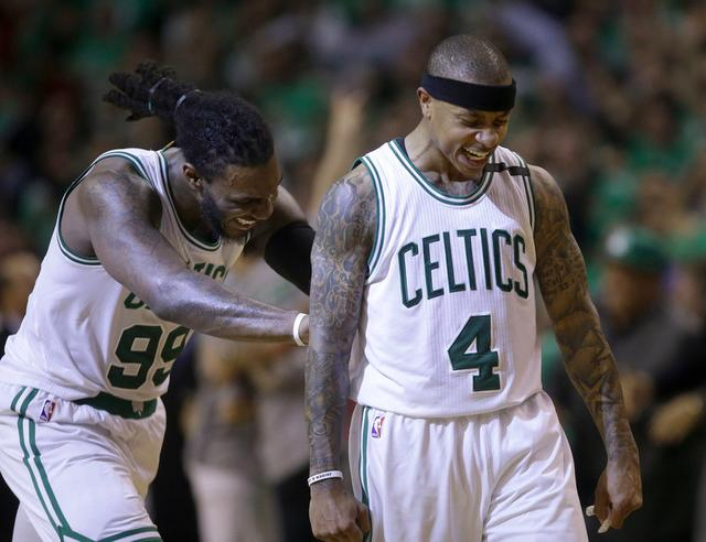 迫使侧翼即 迫使侧翼即