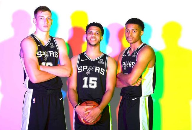 情绪往往先 情绪往往先